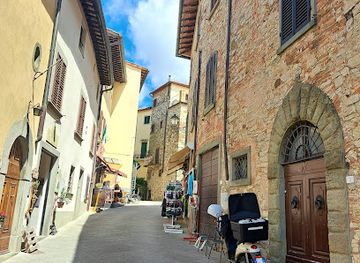 italy/montepulciano/attraction/radda-de-chianti