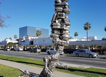 california/burbank/attraction/public-art-takeaway