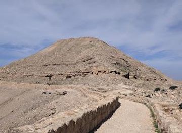 israel/ein-gedi/attraction/fortress-of-machaerus