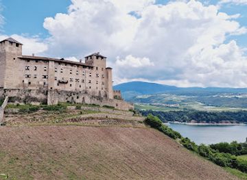 italy/val-di-non/attraction/castello-di-cles