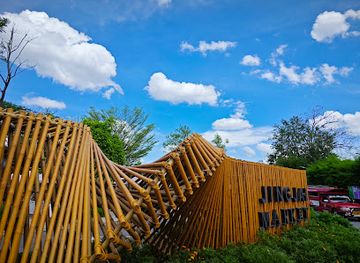 thailand/lanna/attraction/jing-jai-market