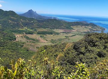 mauritius/savanne/attraction/lion-mountain