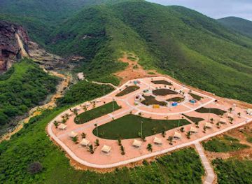 oman/mirbat/attraction/darbat-from-above