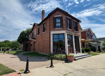 ohio/dayton/attraction/wright-cycle-company-shop