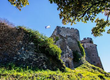 france/auvergne-volcanoes/attraction/chateau-de-tournoel