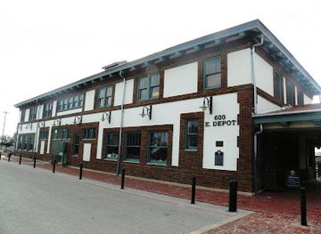 texas/east-texas/attraction/the-brownwood-harvey-house