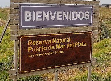 argentina/mar-del-plata/los-troncos/attraction/paseo-artesanal-banquina-de-pescadores