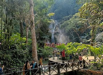 laos/phou-bia/attraction/heuan-chan-heritage-house