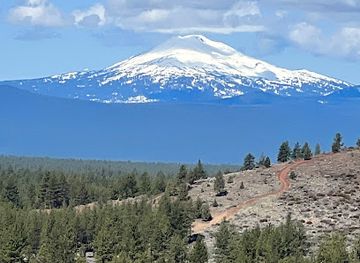 oregon/cascade-lakes-scenic-byway/attraction/coyote-butte