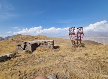 armenia/vayots-dzor-region/attraction/abandoned-water-gas-station