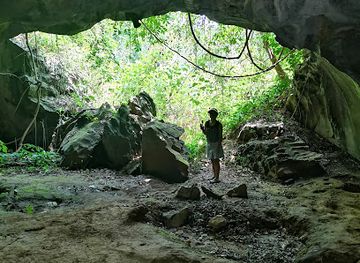 thailand/satun/attraction/tham-phaya-bangsa