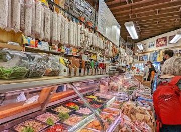 california/muir-woods-national-monument/attraction/molinari-delicatessen