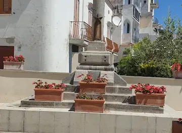 MONUMENTO A UMBERTO I