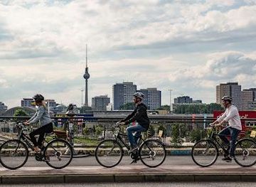 germany/berlin/attraction/berlin-on-bike-radtouren-fahrradverleih