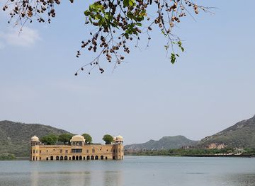 india/jaipur/jal-mahal/attraction/selfie-point-jal-mahal