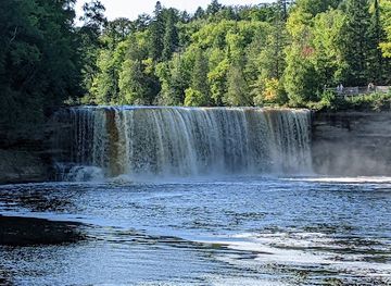 Tahquamenon Falls State Park