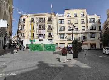 spain/cadiz/attraction/pl-del-palillero