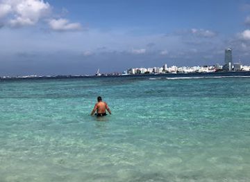 maldives/male-atoll/attraction/villingili-beach