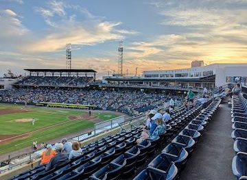 nebraska/norfolk/attraction/harbor-park