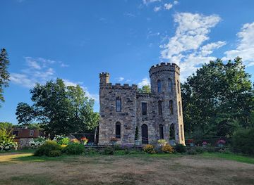 Winnekenni Castle