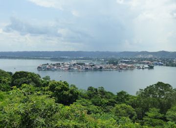 guatemala/peten/attraction/island-of-flores