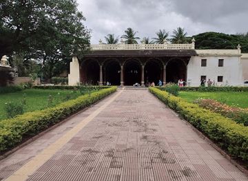 india/south-india/attraction/tipu-sultan-s-summer-palace