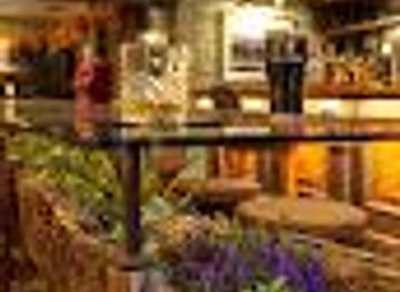 ireland/galway/attraction/macneill-s