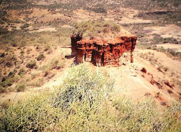 tanzania/rift-valley/attraction/olduvai-gorge-museum