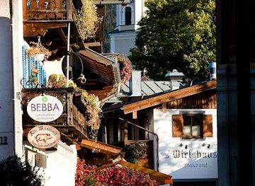 austria/innsbruck/attraction/pilatushaus-lebende-werkstatt-handwerkerladen