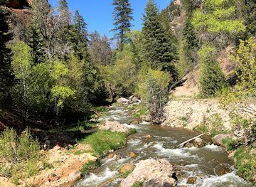 utah/uinta-wasatch-cache-national-forest/attraction/fifth-water-hot-springs-trail-waterfalls