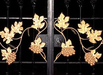 portugal/porto/attraction/burmester