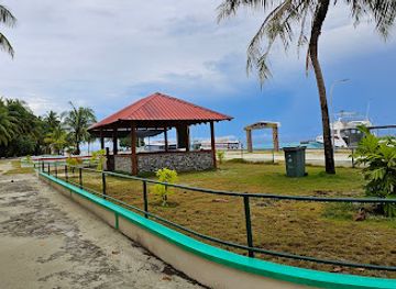 maldives/dhaalu-atoll/attraction/buruni-harbour