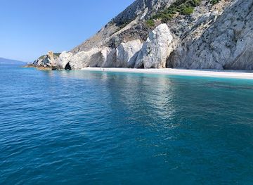 greece/skiathos/attraction/m-a-cruises