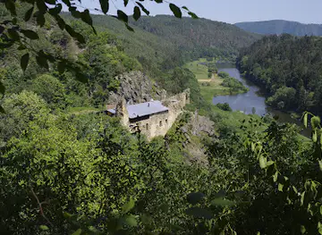 Krašov Castle ruins