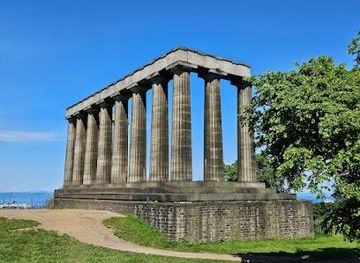 united-kingdom/edinburgh/landmark/national-monument-of-scotland