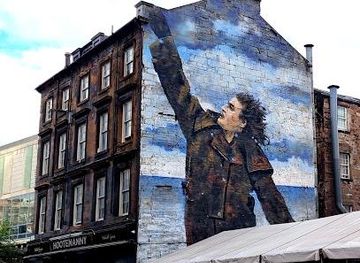 united-kingdom/glasgow/attraction/street-art-from-the-rebel-bear