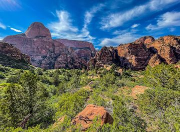 utah/zion-national-park/attraction/hop-valley-trailhead