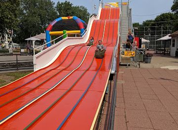 south-dakota/missouri-river/attraction/super-slide-amusement-park