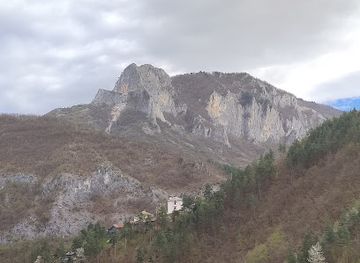 bulgaria/chepelare/attraction/Stanchov-kamak