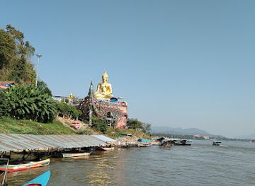 laos/golden-triangle/attraction/golden-triangle-buddha