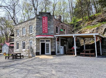 maryland/catoctin-mountain-area/attraction/crystal-grottoes-caverns