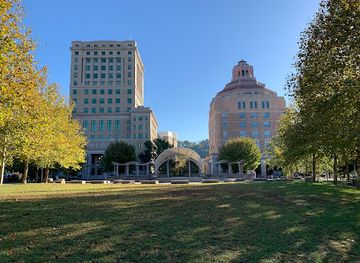 north-carolina/asheville/attraction/pack-square-park