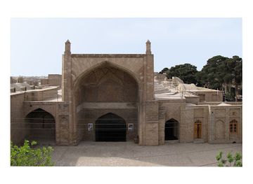 afghanistan/herat/attraction/houz-charsoo