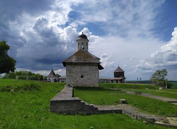 ukraine/galicia/attraction/galicia-grave