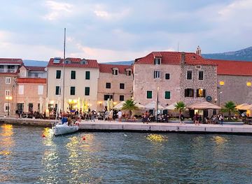 croatia/central-croatia/attraction/kastela-central-dalmatia-croatia-theme-trails