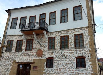 albania/kolonja/attraction/archaeological-museum-korca