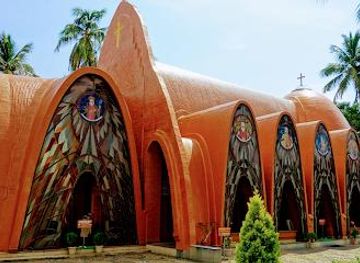 india/kochi/attraction/st-george-orthodox-koonan-kurish-old-syrian-church