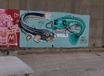 wisconsin/la-crosse/attraction/garden-pathway-mural-bike-path