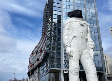 latvia/vidzeme/attraction/sam-monkey-statue