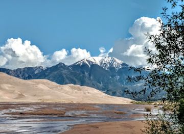 colorado/northwest-colorado/attraction/great-sand-dunes-national-park-and-preserve